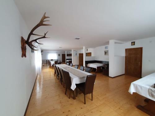 Hostal Pensiune Restaurant Cosna