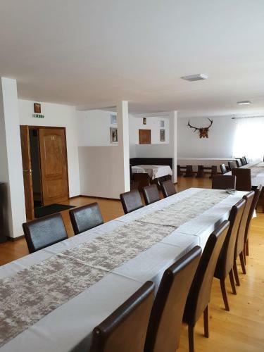 Hostal Pensiune Restaurant Cosna