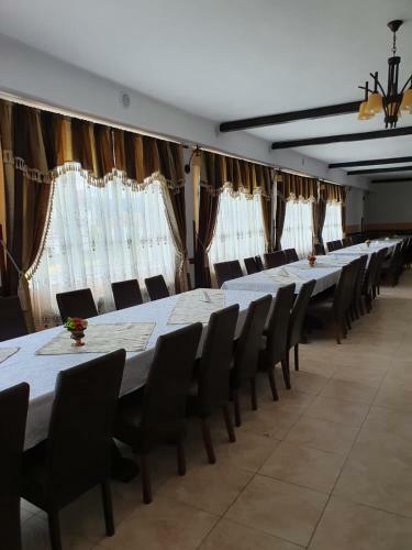 Hostal Pensiune Restaurant Cosna