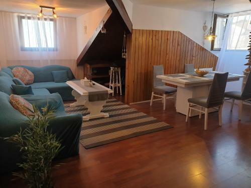 Sea Breeze Apartment Old Town