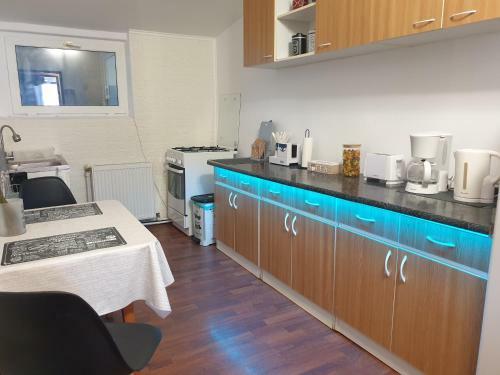 Sea Breeze Apartment Old Town