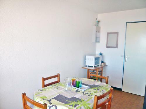 Apartment Les Eaux Vives II Saint Pierre La Mer