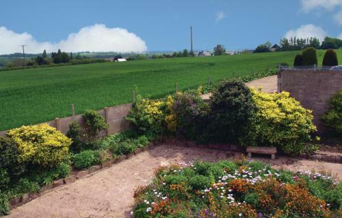 Holiday Home Pleboulle P-665