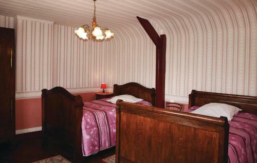 Holiday Home Pleboulle P-665