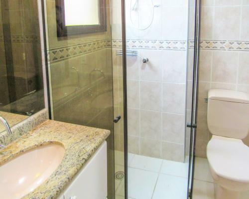 Apartamento Apto A Beira-mar Com Piscina Em Martim De Sa Sp