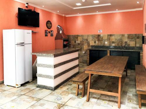 Apartamento Apto A Beira-mar Com Piscina Em Martim De Sa Sp