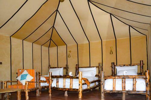 Relaxing Desert Camp - Luxury & Royal
