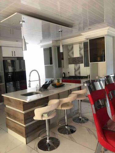 5 Bedroom Villa With Views In Secure Estate