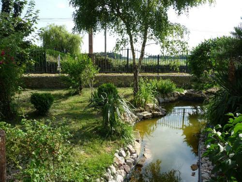Hotel Domaine De Vareilles