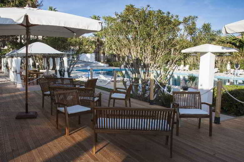 Hotel Milu Beach Club