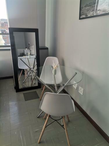 Lovely Bachelor Apartment With Free Outdoor Parking