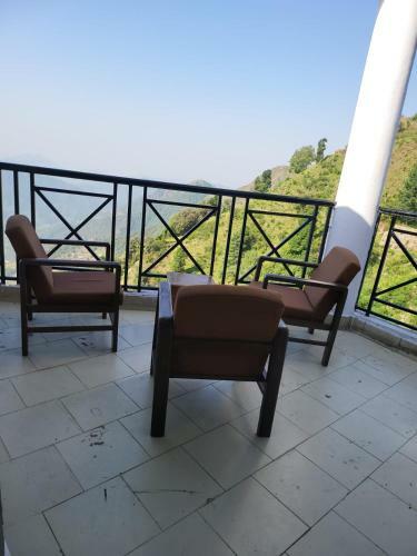 Himachalas Boutique Hotel & Stays
