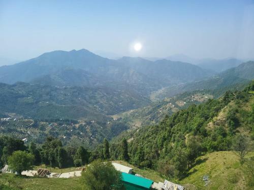 Himachalas Boutique Hotel & Stays