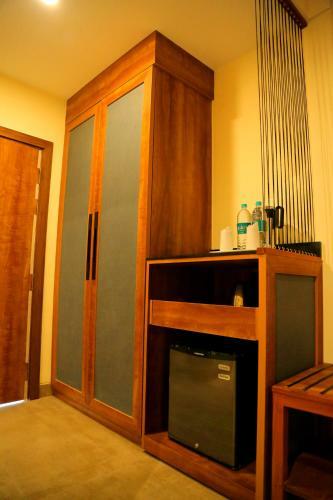 Hotel Anand Aamod Spa And Resort-riverside Resort