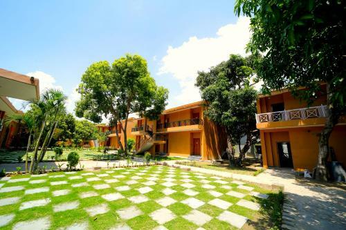 Hotel Anand Aamod Spa And Resort-riverside Resort