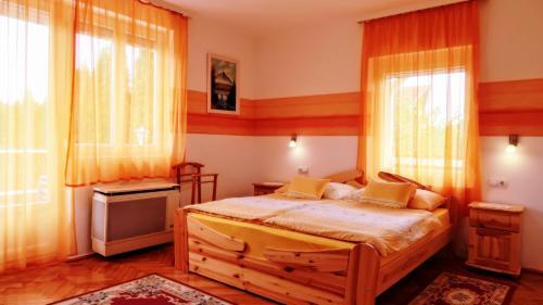 Magyar Apartmanh�z Iv.