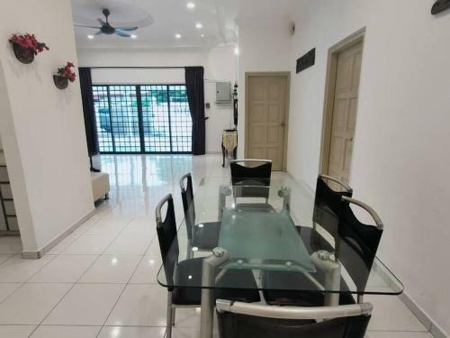 Villa Malacca Town Tranquerah Cluster Home #404a
