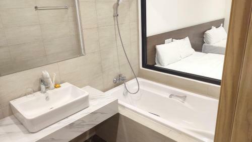 Apartamento C?n H? Flc Sea Tower Quy Nh?n