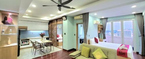 Pt City Apartment Sea View