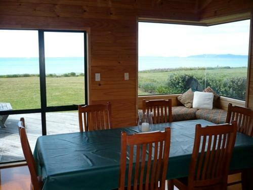 Matarangi Ocean Views - Matarangi Holiday Home