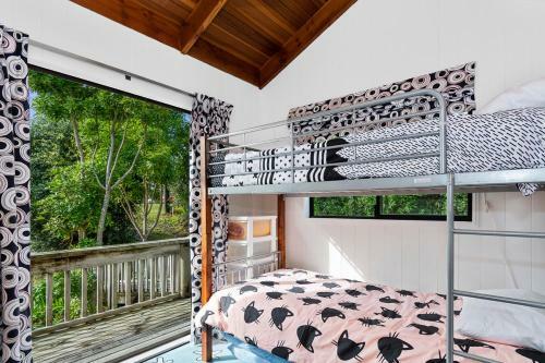 Riverview Retreat - Cooks Beach Holiday Home