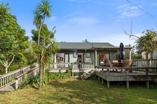 Riverview Retreat - Cooks Beach Holiday Home