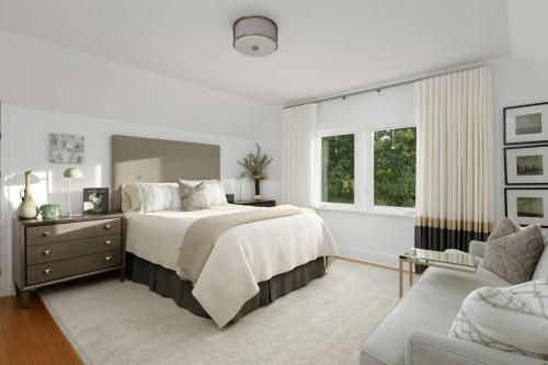 Gorgeous 4brd House Conveniently Located In Nanaimo