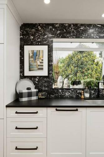 Gorgeous 4brd House Conveniently Located In Nanaimo