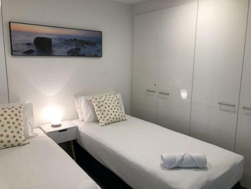 Apartamento Circle On Cavill - Coastal Letting