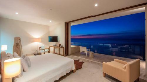 New Oceanfront Luxury Villa In Puerto Vallarta