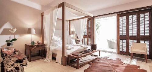 New Oceanfront Luxury Villa In Puerto Vallarta