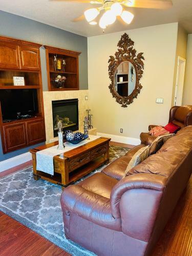 Beautiful Room In Fair Oaks