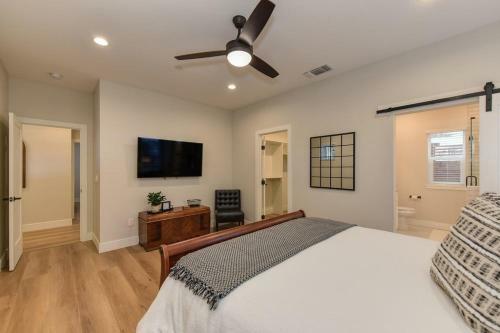 Rustic Modern Home Near Sutter St &historic Folsom