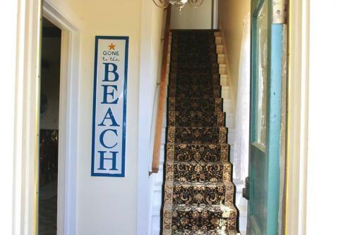 Annie's Beach House Inn Blue Pacific Get-away