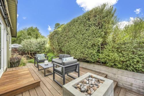 Heavenly Hideaway On The Healdsburg Plaza