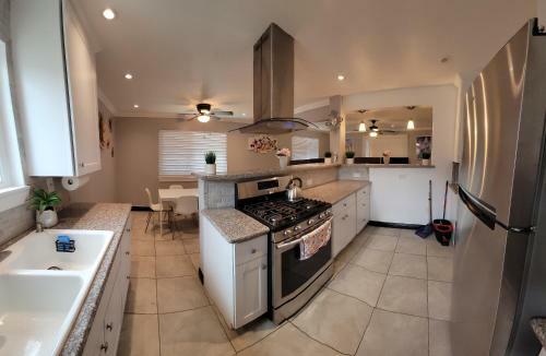 Cozy Apartment In Huntington Beach