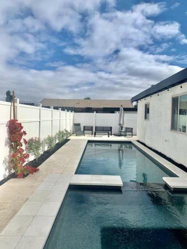 Sunnyside Pool Villa