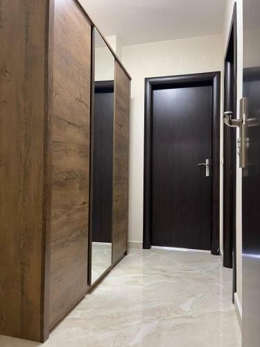 Riverpark Grand Apartment