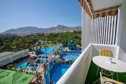 Apartamento Benal Beach Sea Front Holiday Home