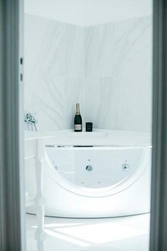 Apartamento Les Pr�cieuses Suites & Spa II