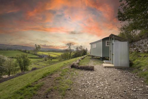 The Heron Shepherds Hut At Lyth Valley