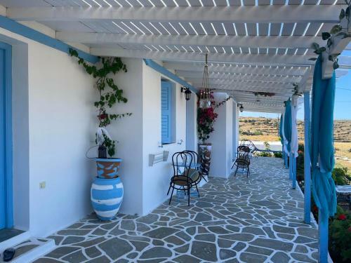 Mihaela Apartments Sifnos