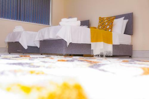 Apartamento City Road Birmingham Studios From Oofy With En-suites