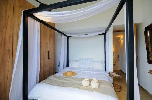 Seathon Seafront Beach Villa In Kalamitsi