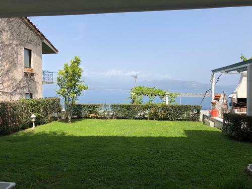 Holiday Home With Unique Views And Private Garden