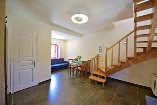 Apartamento Douskos Porta Rossa