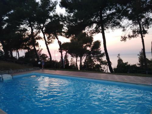 Villa Luxurious 3-bdrm Maisonette With Sea Views