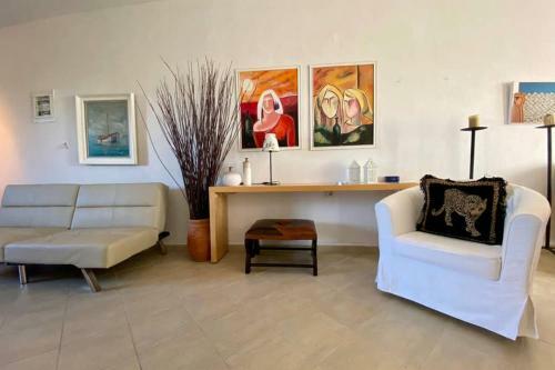 Villa Luxurious 3-bdrm Maisonette With Sea Views