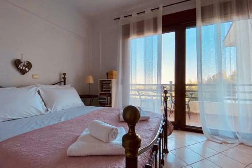 Villa Luxurious 3-bdrm Maisonette With Sea Views