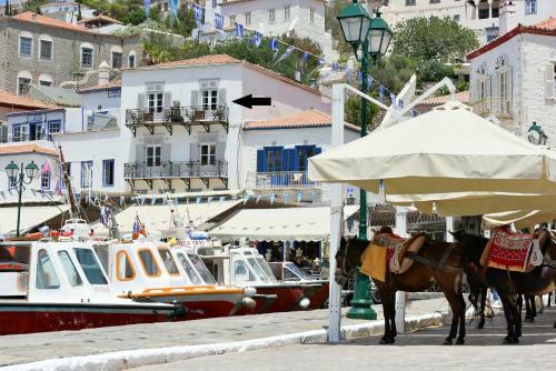 Hostal Estia Hydra